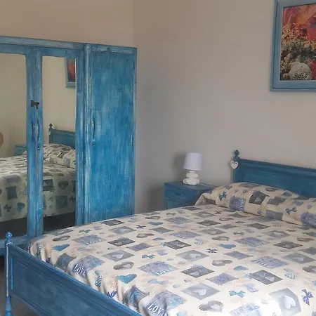 Bed & Breakfast Le Peonie Badesi